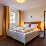 Hotel Jagdschloss Niederwald 4*