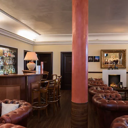 Jagdschloss Niederwald Hotel 4*
