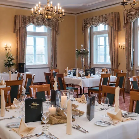 Jagdschloss Niederwald 4* Rüdesheim am Rhein