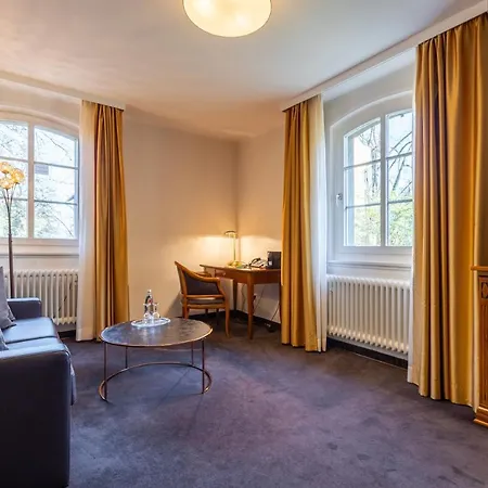 Jagdschloss Niederwald Hotel