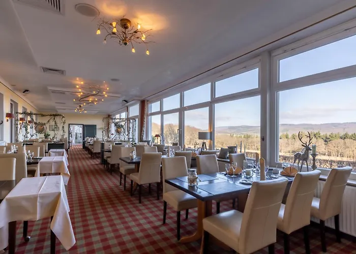 Hotel Jagdschloss Niederwald 4*