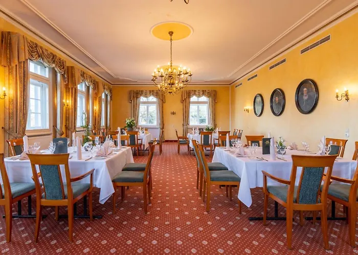 Hotel Jagdschloss Niederwald 4*