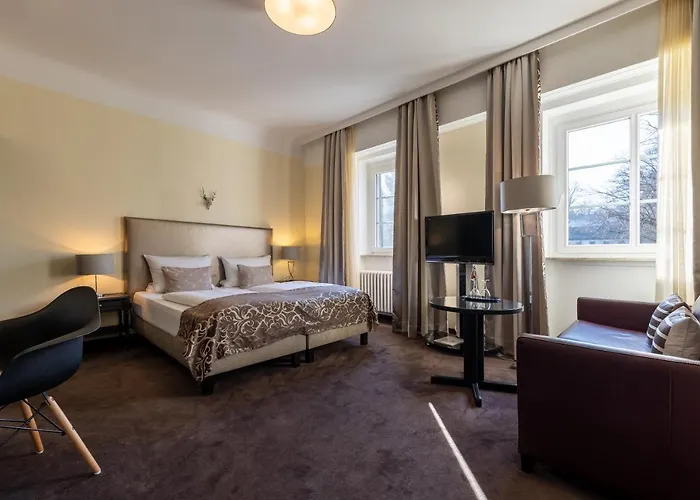 Jagdschloss Niederwald Ruedesheim am Rhein